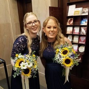 Meet your Posher, Dione